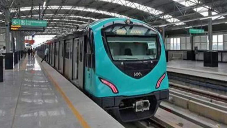 സാങ്കേതിക തകരാർ പരിഹരിച്ചു; കൊച്ചി മെട്രൊ സർവീസ് സാധാരണ നിലയിലായി