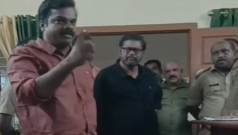 വനം വകുപ്പ് ഉദ്യോ​ഗസ്ഥർ ജനീഷ് കുമാര്‍ എംഎല്‍എക്കെതിരെ പരാതി നല്‍കി