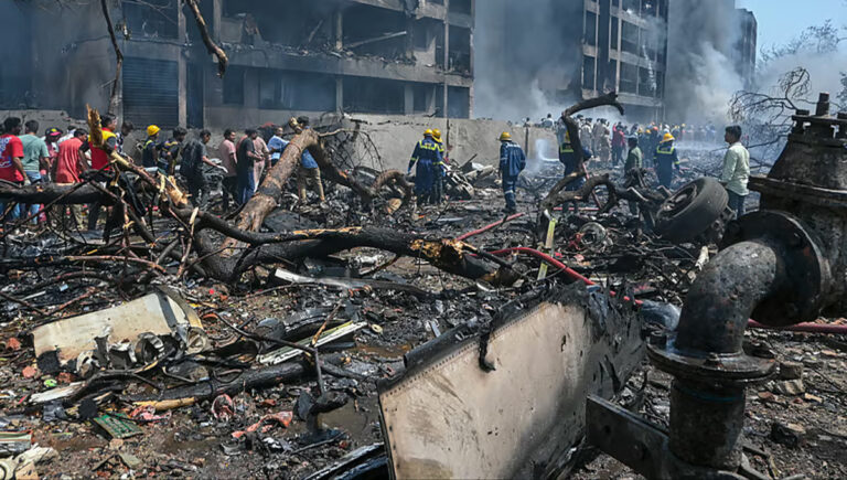 അഹമ്മദാബാദ് വിമാനാപകടം: കൂടുതൽ ഡിഎൻഎ ഫലങ്ങൾ ഇന്ന്; മൃതദേഹങ്ങൾ വേഗത്തിൽ തന്നെ ബന്ധുക്കൾക്ക് കൈമാറും