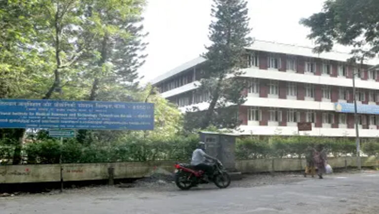 കരാര്‍ പുതുക്കിയില്ല : ശ്രീചിത്രയില്‍ ന്യൂറോ-ഇന്റർവെഷൻഷണ‌ൽ റേഡിയോളജി വിഭാഗം ശസ്ത്രക്രിയകൾ മുടങ്ങും