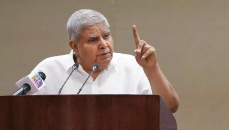 സോഷ്യലിസം, മതേതരത്വം എന്നീ വാക്കുകൾ ഭരണഘടനയിൽ നിന്ന് നീക്കം ചെയ്യണം : ഉപരാഷ്ട്രപതി