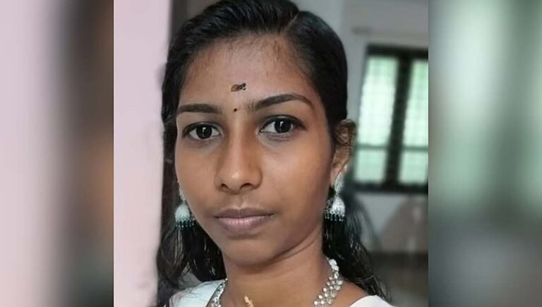 തിരുവനന്തപുരത്ത് 18കാരി ജീവനൊടുക്കി