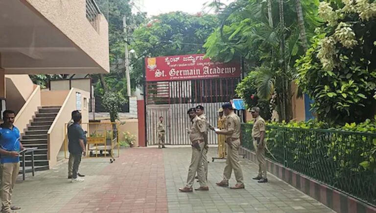 ഡല്‍ഹിക്ക് പിന്നാലെ ബംഗളൂരുവിലെ 40 സ്‌കൂളുകള്‍ക്ക് ബോംബ് ഭീഷണി