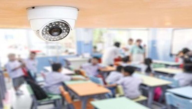 സ്‌കൂളുകളില്‍ ശബ്ദം പകര്‍ത്തുന്ന സിസിടിവി സ്ഥാപിക്കണം : സിബിഎസ്ഇ