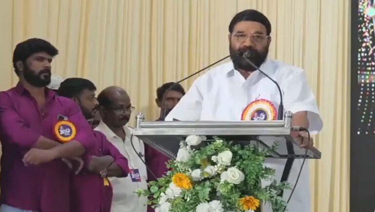 ഊര്‍ജസ്വലനായി ചരിത്രം സൃഷ്ടിക്കുന്നു; നിര്‍ഭയം നിലപാട് തുറന്നു പറയും; വെള്ളാപ്പള്ളിയെ പുകഴ്ത്തി വിഎന്‍ വാസവന്‍