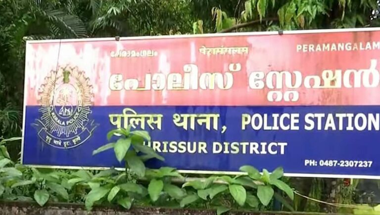 തൃശൂരില്‍ ഏഴു വയസ്സുകാരിയായ മകളെ പീഡിപ്പിച്ച അഭിഭാഷകന്‍ അറസ്റ്റില്‍