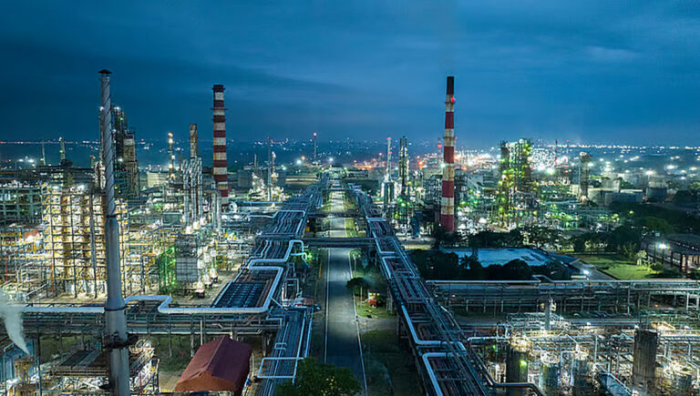 മംഗളൂരു എംആർപിഎൽ റിഫൈനറിയിൽ വിഷവാതക ചോർച്ച; മലയാളി അടക്കം 2 പേർ മരിച്ചു