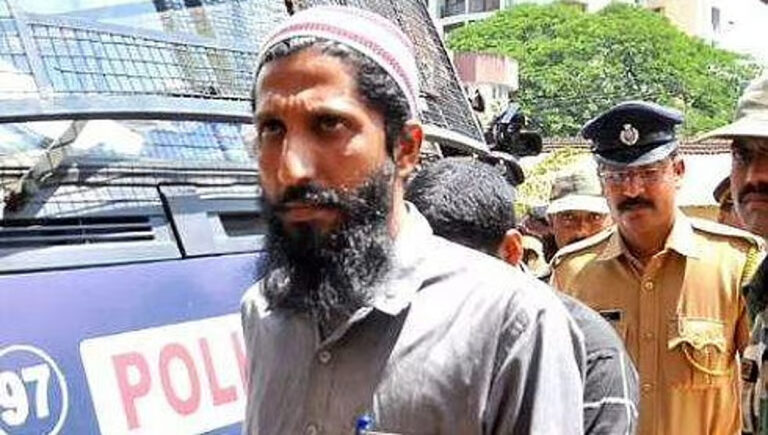 ജയിലില്‍ തടിയന്റവിട നസീറിന് സഹായം നല്‍കിയ സൈക്യാട്രിസ്റ്റ് ഉള്‍പ്പെടെ മൂന്ന് പേര്‍ അറസ്റ്റില്‍