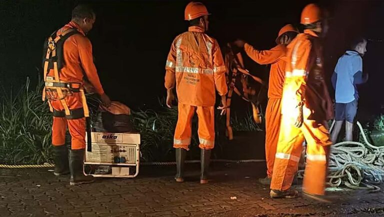 വാഗമണില്‍ വിനോദ സഞ്ചാരി കാല്‍വഴുതി കൊക്കയില്‍ വീണ് മരിച്ചു