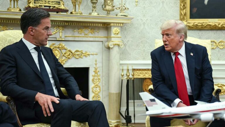 യുക്രെയ്ന്‍ യുദ്ധം 50 ദിവസത്തിനുള്ളില്‍ അവസാനിപ്പിച്ചില്ലെങ്കില്‍ റഷ്യക്കെതിരെ കനത്ത തീരുവകള്‍ ചുമത്തും : ട്രംപ്