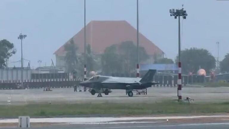 എഫ് 35 ബി പാര്‍സല്‍ : ബ്രിട്ടീഷ് യുദ്ധ വിമാനം പൊളിച്ചു തിരികെ കൊണ്ടുപോകാന്‍ നീക്കം