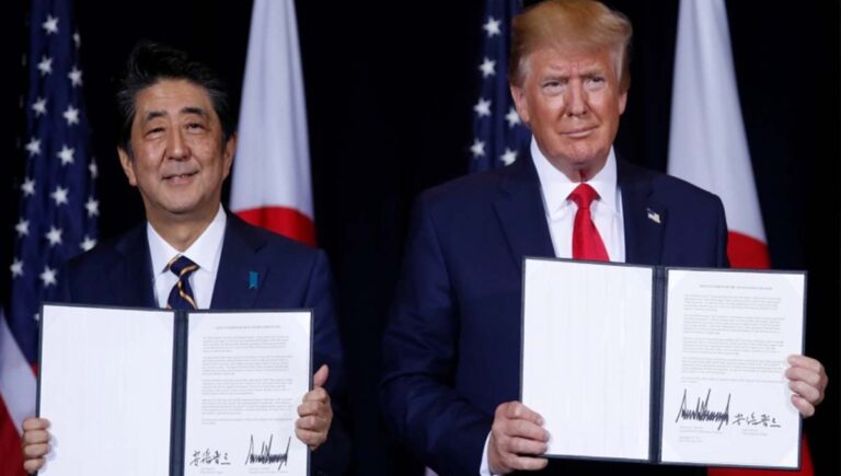 15% താരിഫിൽ ജപ്പാനുമായി വ്യാപാര കരാർ ഒപ്പ് വച്ച് അമേരിക്ക