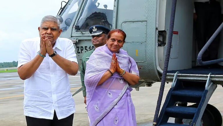 മഴ ശമിച്ചു : ഗുരുവായൂരപ്പനെ സന്ദർശിച്ച് ഉപ രാഷ്ട്രപതി