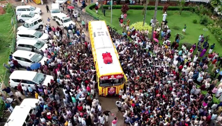 ലാൽസലാം പറഞ്ഞ് സമര നായകന് വിട ചൊല്ലി തലസ്ഥാനം