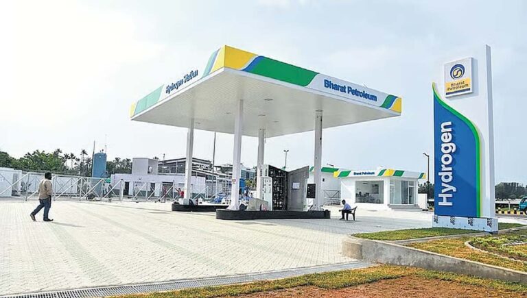 ഗ്രീന്‍ ഹൈഡ്രജന്‍ സ്റ്റേഷൻ സ്വന്തമായുള്ള ലോകത്തെ ആദ്യ വിമാനത്താവളമാക്കാൻ ഒരുങ്ങി സിയാല്‍