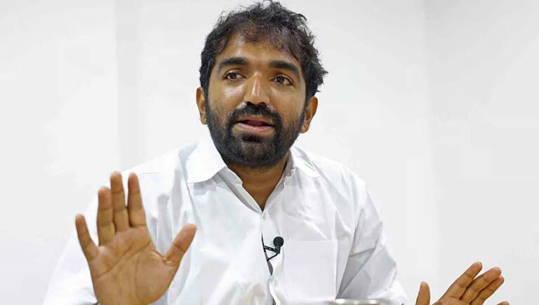 യൂത്ത് കോണ്‍ഗ്രസ് പുനഃസംഘടന; കടുത്ത വിമര്‍ശനവുമായി ചാണ്ടി ഉമ്മന്‍