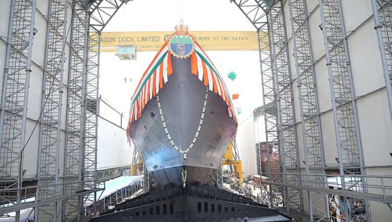 ഇന്ത്യന്‍ നാവികസേനയ്ക്ക് കൂടുതല്‍ കരുത്തു പകര്‍ന്ന് രണ്ട് നീലഗിരി ക്ലാസ് സ്റ്റെല്‍ത്ത് ഫ്രിഗേറ്റുകള്‍ കമ്മീഷന്‍ ചെയ്തു