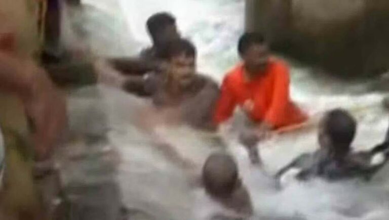 ചിറ്റൂര്‍ പുഴയില്‍ രണ്ട് വിദ്യാർഥികൾ മുങ്ങി മരിച്ചു