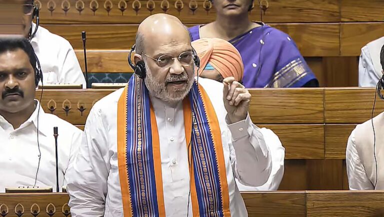 മന്ത്രിമാര്‍ ക്രിമിനല്‍ കുറ്റങ്ങള്‍ ചുമത്തി ജയിലില്‍ ആയാല്‍ പുറത്ത്; ബില്‍ ലോക്‌സഭയില്‍ അവതരിപ്പിച്ച് അമിത് ഷാ; സഭയില്‍ കയ്യാങ്കളി