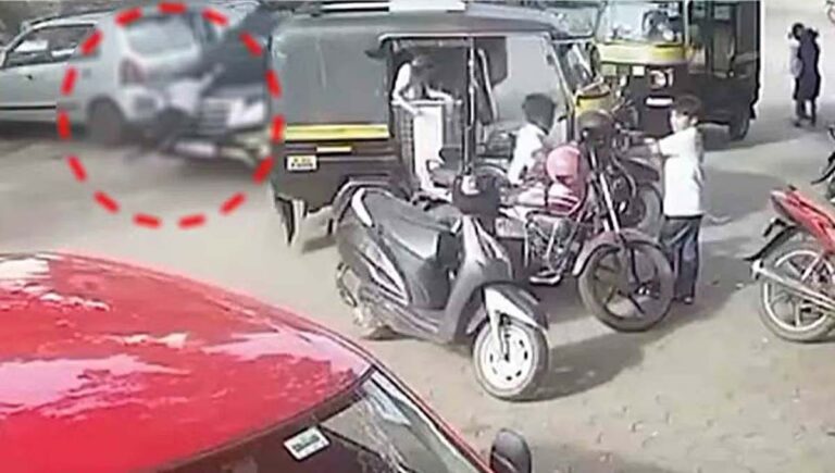 തിരൂരില്‍ ഒന്നാം ക്ലാസ് വിദ്യാര്‍ഥിനിയെ സ്‌കൂളില്‍ വച്ച് കാറിടിച്ചു; വിവരം അധികൃതര്‍ മറച്ചുവച്ചെന്ന് ആരോപണം