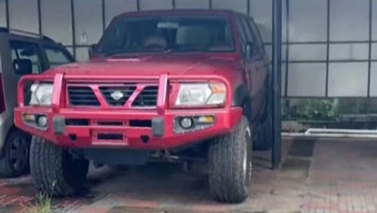 ഓപ്പറേഷന്‍ നുംഖോര്‍ : ദുല്‍ഖറിന്റെ ഒരു കാര്‍കൂടി പിടിച്ചെടുത്തു