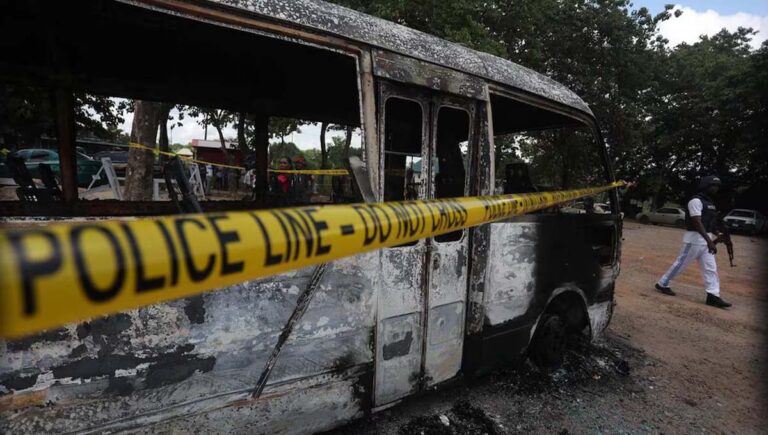 നൈജീരിയയിലെ ബോർണോയിൽ ബൊക്കോ ഹറാം ഭീകരർ 60ലേറെ ഗ്രാമീണരെ വെടിവെച്ചു കൊലപ്പെടുത്തി