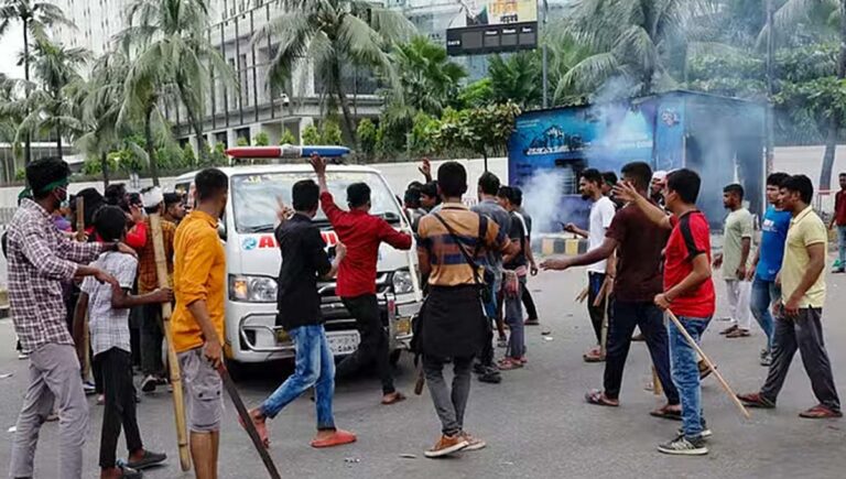 ബംഗ്ലാദേശിൽ സംഘർഷം; 3 പേർ കൊല്ലപ്പെട്ടു, നിരവധി പേർക്ക് പരുക്ക്