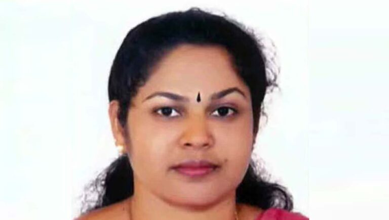 കൊച്ചി കോര്‍പ്പറേഷന്‍ മുന്‍ കൗണ്‍സിലര്‍ ഗ്രേസി ജോസഫിന് കുത്തേറ്റു; ആക്രമിച്ച മകനായി തിരച്ചില്‍