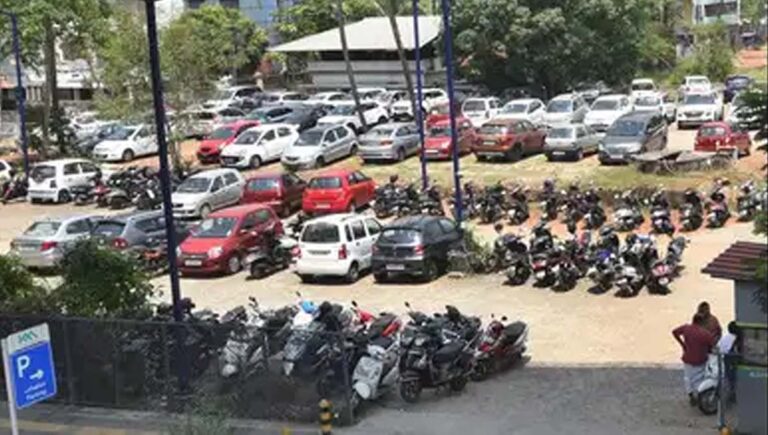 ‘പാര്‍കൊച്ചി’ : കൊച്ചിയില്‍ പാര്‍ക്കിങ് വിരല്‍ത്തുമ്പില്‍