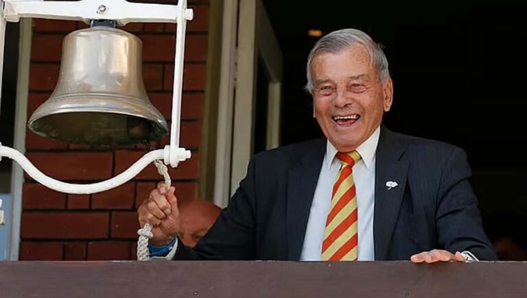 വിഖ്യാത അംപയര്‍ ഡിക്കി ബേഡ് അന്തരിച്ചു