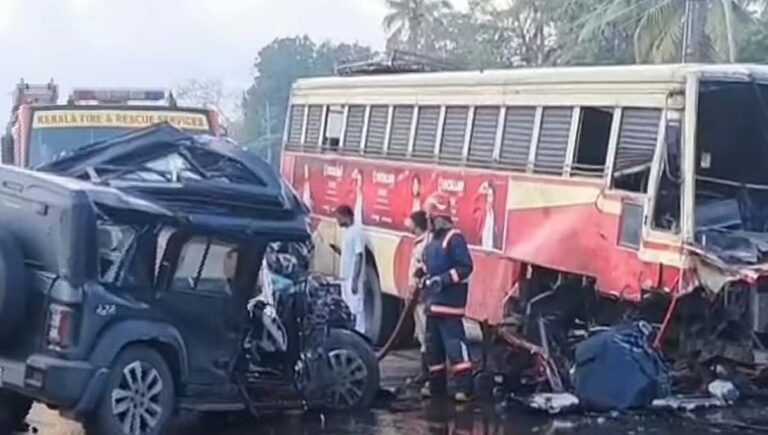 കൊല്ലത്ത് ജീപ്പും കെഎസ്ആര്‍ടിസിയും കൂട്ടിയിടിച്ച് മൂന്ന് മരണം; രണ്ടുപേര്‍ക്ക് പരിക്ക്