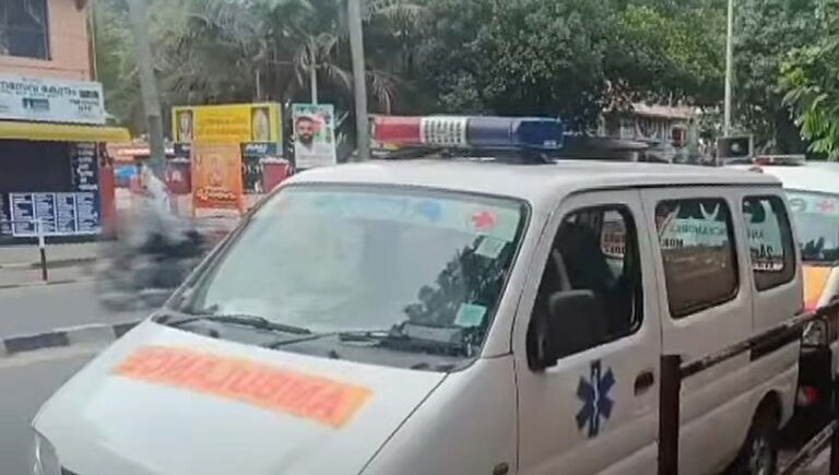 തിരുവനന്തപുരത്ത് ട്രെയിന്‍ തട്ടി രണ്ടുപേര്‍ മരിച്ചു