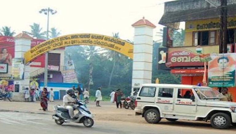 പോത്തന്‍കോട് കെഎസ്ആര്‍ടിസി സ്റ്റാന്‍ഡില്‍ വിദ്യാര്‍ഥികള്‍ തമ്മില്‍ സംഘര്‍ഷം; ഒരാള്‍ക്ക് കുത്തേറ്റു