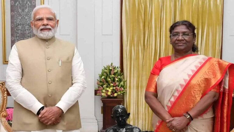 ലോകമെമ്പാടുമുള്ള മലയാളികള്‍ക്ക് ഓണാശംസകള്‍ നേര്‍ന്ന് രാഷ്ട്രപതിയും പ്രധാനമന്ത്രിയും