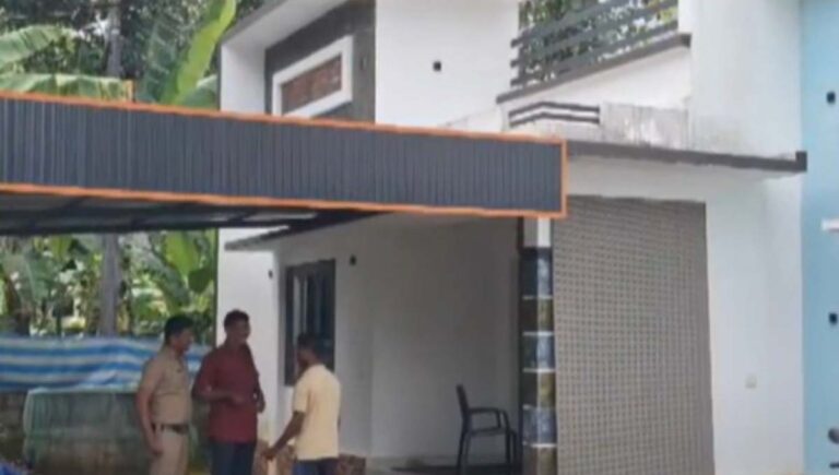 തൃശൂരില്‍ ഭാര്യയെ ചുറ്റിക കൊണ്ട് തലക്കടിച്ച് പരുക്കേല്‍പ്പിച്ച് ഭര്‍ത്താവ് തൂങ്ങിമരിച്ചു