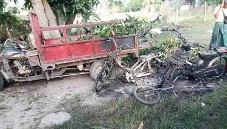 മ്യാൻമറിൽ സൈന്യം നടത്തിയ പാരഗ്ലൈഡർ ആക്രമണത്തിൽ 40 പേർ കൊല്ലപ്പെട്ടു