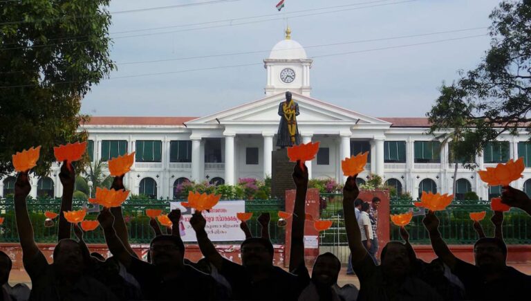 ശബരിമല സ്വർണക്കൊള്ള : വെള്ളിയാഴ്ച ബിജെപിയുടെ സെക്രട്ടേറിയറ്റ് വളഞ്ഞ് രാപ്പകൽ സമരം