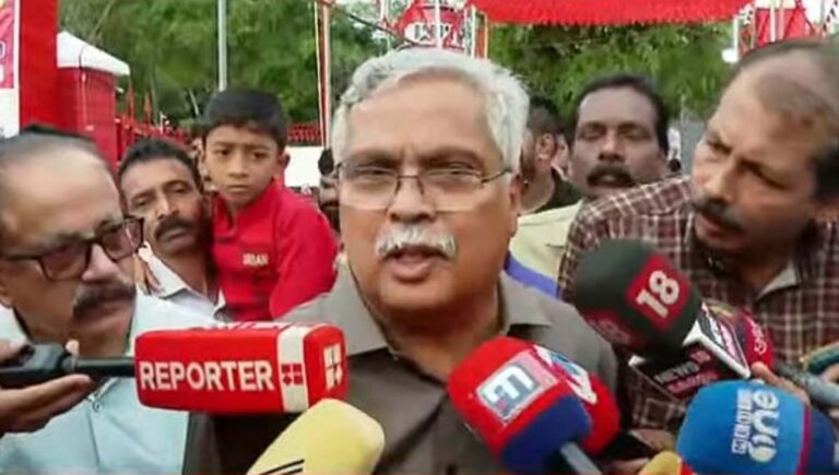 ഭാര്യയ്ക്കും മക്കള്‍ക്കും യുകെ പൗരത്വം; വ്യാജ പ്രചരണത്തിനെതിരെ പരാതി നല്‍കി ബിനോയ് വിശ്വം