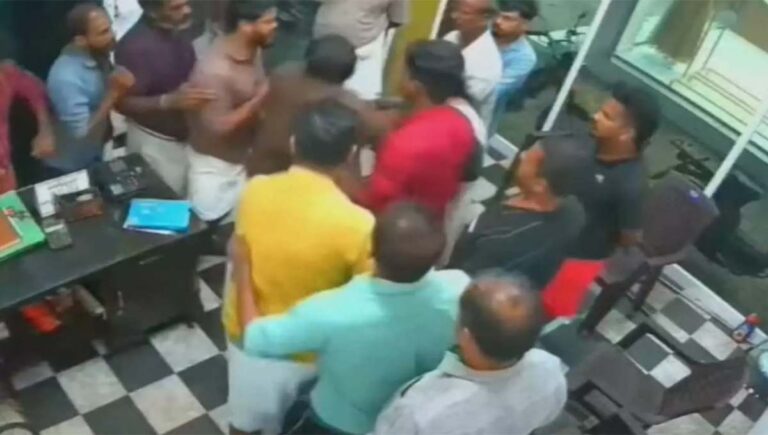 പാലക്കാട് സിപിഐഎം നേതാക്കൾ കോണ്‍ഗ്രസ് നേതാവായ വ്യാപാരിയെ കടയിൽ കയറി മർദിച്ചതായി പരാതി