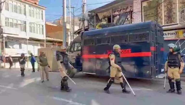 ലഡാക്കിൽ വീണ്ടും നിരോധനാജ്ഞ പ്രഖ്യാപിച്ചു