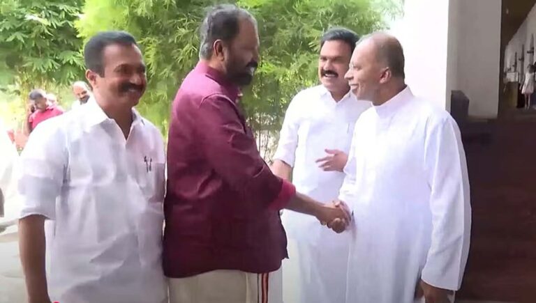 ഭിന്നശേഷി അധ്യാപക നിയമനം : സമവായ നീക്കവുമായി ശിവൻകുട്ടി ചങ്ങനാശേരി ആർ‌ച്ച് ബിഷപ്പുമായി കൂടിക്കാഴ്ച നടത്തി