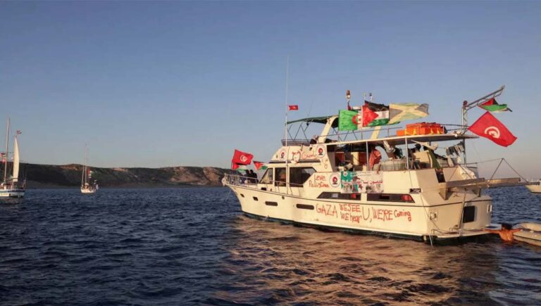 ഫ്ലോട്ടില ഇസ്രായേൽ സമുദ്രാതിർത്തിയിൽ; ഏത് സമയത്തും ആക്രമിക്കപ്പെടാമെന്ന് സുമൂദ് ഫ്ലോട്ടിലയിൽ നിന്ന് ട്വീറ്റ്