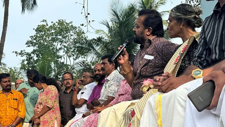 നടന്മാരുടെ വീട്ടിലെ ഇഡി റെയ്ഡ് സ്വര്‍ണപ്പാളി വിവാദം മുക്കാന്‍ : സുരേഷ് ഗോപി