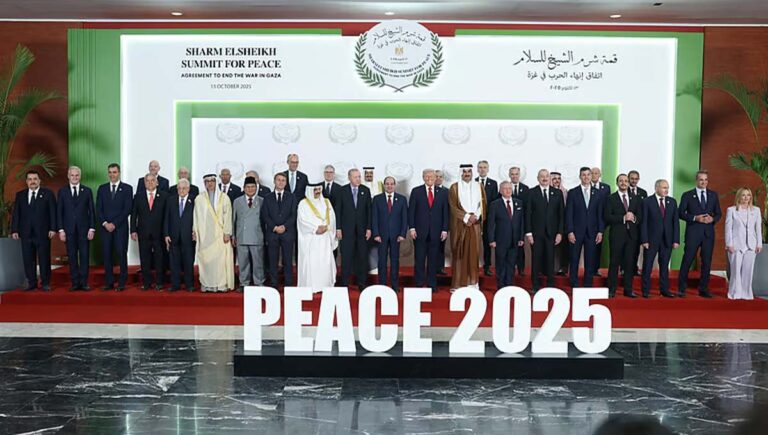 ഇസ്രയേൽ- ഹമാസ് വെടി നിർത്തലിനുള്ള സമാധാനക്കരാറിൽ ട്രംപും ലോക നേതാക്കളും