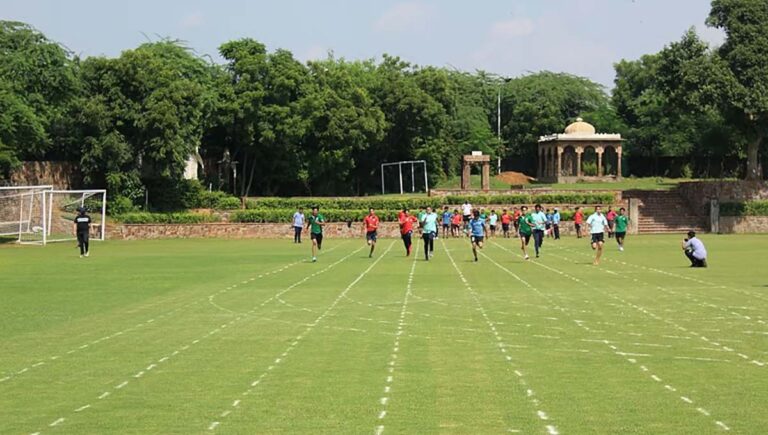 പ്രായത്തട്ടിപ്പ് : രണ്ട് അത്ലറ്റുകൾക്കെതിരേ നടപടി