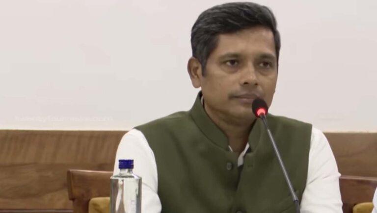 തിരഞ്ഞെടുപ്പ് പ്രഖ്യാപനം വരെ വോട്ടർ പട്ടികയിൽ കൂട്ടിച്ചേർക്കലുകൾക്കും ഒഴിവാക്കലുകൾക്കും അവസരം : മുഖ്യ തിരഞ്ഞെടുപ്പ് ഓഫീസർ