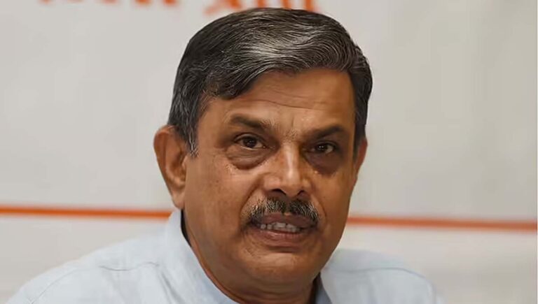 ഖാർഗെ ചരിത്രത്തിൽ നിന്ന് പാഠങ്ങൾ പഠിക്കണം : ആർഎസ്എസ്