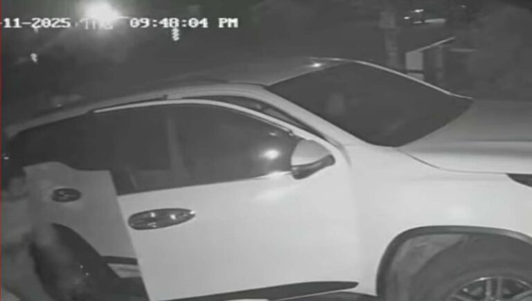 രാഗം തിയേറ്റർ നടത്തിപ്പുകാരനെ ആക്രമിച്ച സംഭവം; പ്രതികളിൽ ഒരാളുടെ നിർണായക സിസിടിവി ദൃശ്യങ്ങൾ പൊലീസിന് ലഭിച്ചു