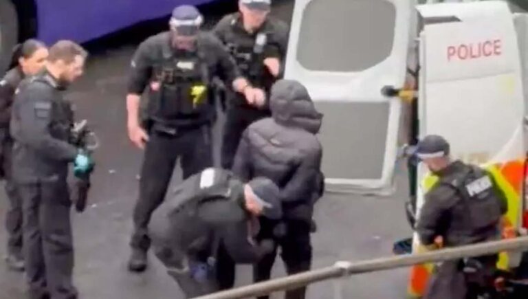 യുകെയിലെ ഹീത്രോ വിമാനത്താവളത്തിൽ യാത്രക്കാർക്ക് നേരെ പെപ്പർ സ്പ്രേ ആക്രമണം; ഒരാൾ അറസ്റ്റിൽ