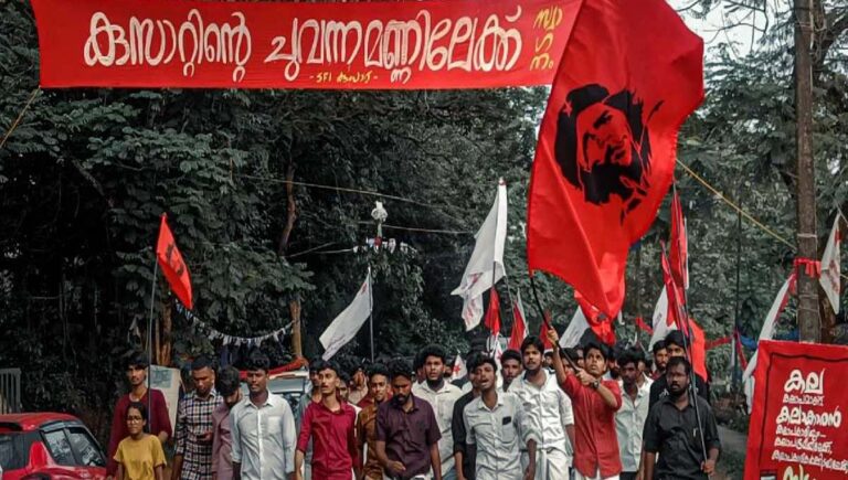 കുസാറ്റ് തിരിച്ച് പിടിച്ച് എസ്എഫ്ഐ; 190 സീറ്റില്‍ 104 ല്‍ വിജയം